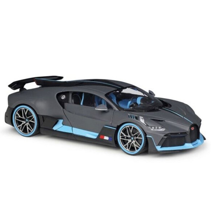 Bburago Plus - модел на кола 1:18 - Bugatti Divo